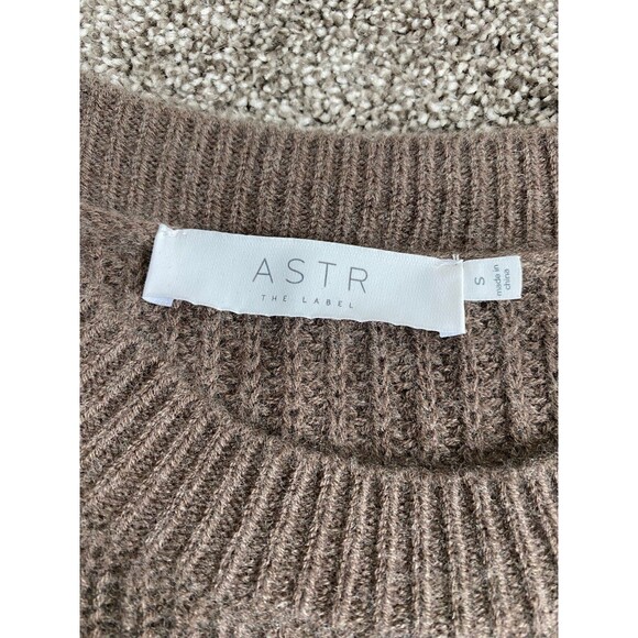 ASTR The Label Millicent Ribbed Cold Shoulder Sweater – Mushroom Brown (Size S - Picture 4 of 8